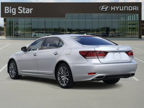 Used 2013 Lexus LS 460 L w/ Preferred Accessory Package image 3