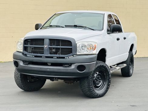 Used 2009 Dodge Ram 2500 Truck ST w/ PWR Accessory Group image 3
