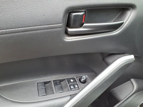 Certified 2022 Toyota Corolla Cross LE image 13