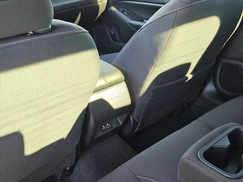 Used 2024 Nissan Altima 2.5 SV image 17