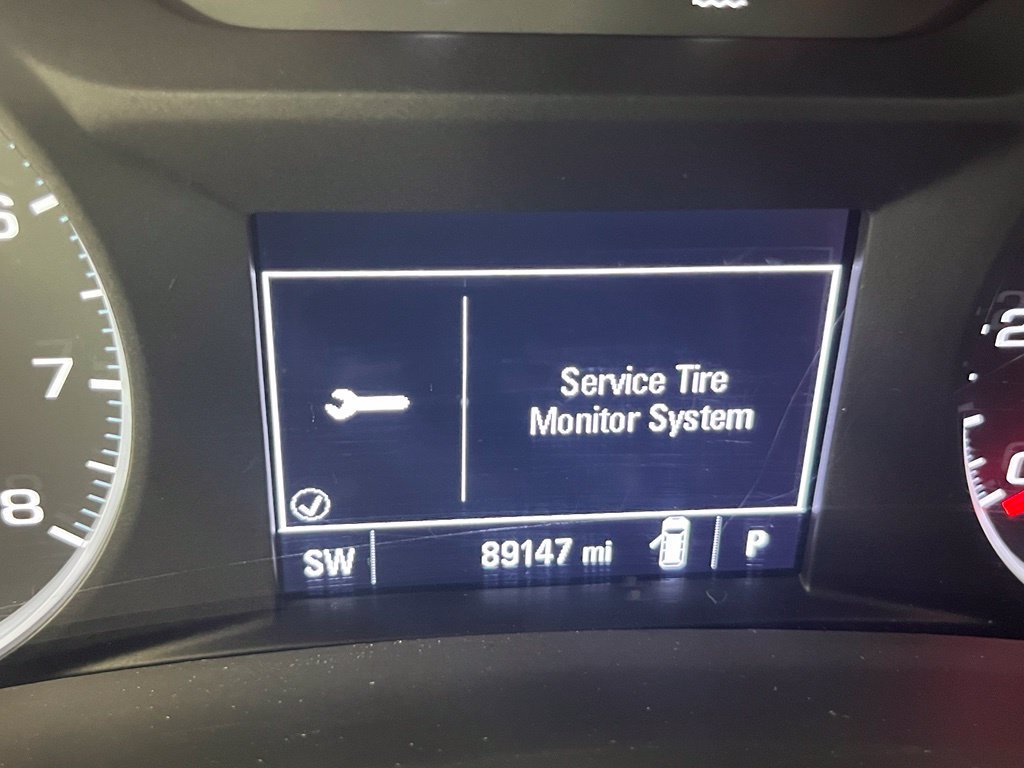 Used 2018 GMC Terrain SLE FWD image 9