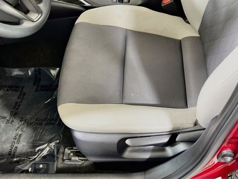 Used 2024 Toyota Corolla LE FWD image 18