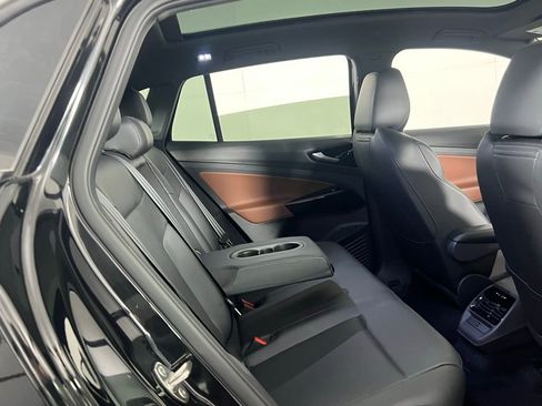 Used 2022 Volkswagen ID.4 Pro S w/ Gradient Package image 26