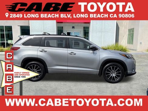 Used 2018 Toyota Highlander SE w/ Protection Package #1 image 8