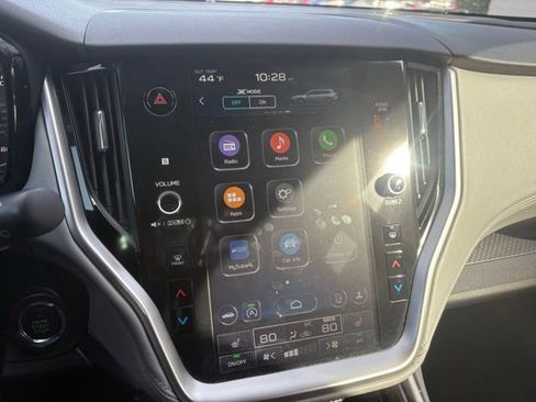 Used 2023 Subaru Outback Premium image 17