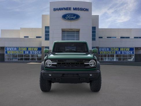 New 2025 Ford Bronco Outer Banks w/ Sasquatch Package image 6