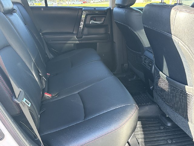 Used 2023 Toyota 4Runner TRD Off-Road Premium AWD/4WD image 13