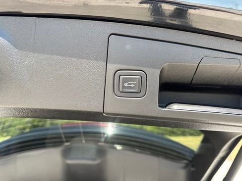 Used 2024 Cadillac XT4 Sport w/ Cold Weather Package FWD image 23