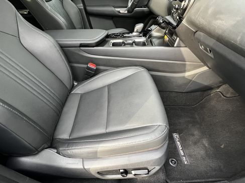 Used 2025 Lexus NX 250 250 Premium image 45