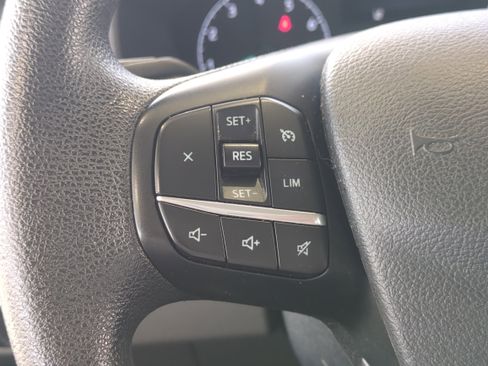 Used 2023 Ford Transit 350 XLT image 26