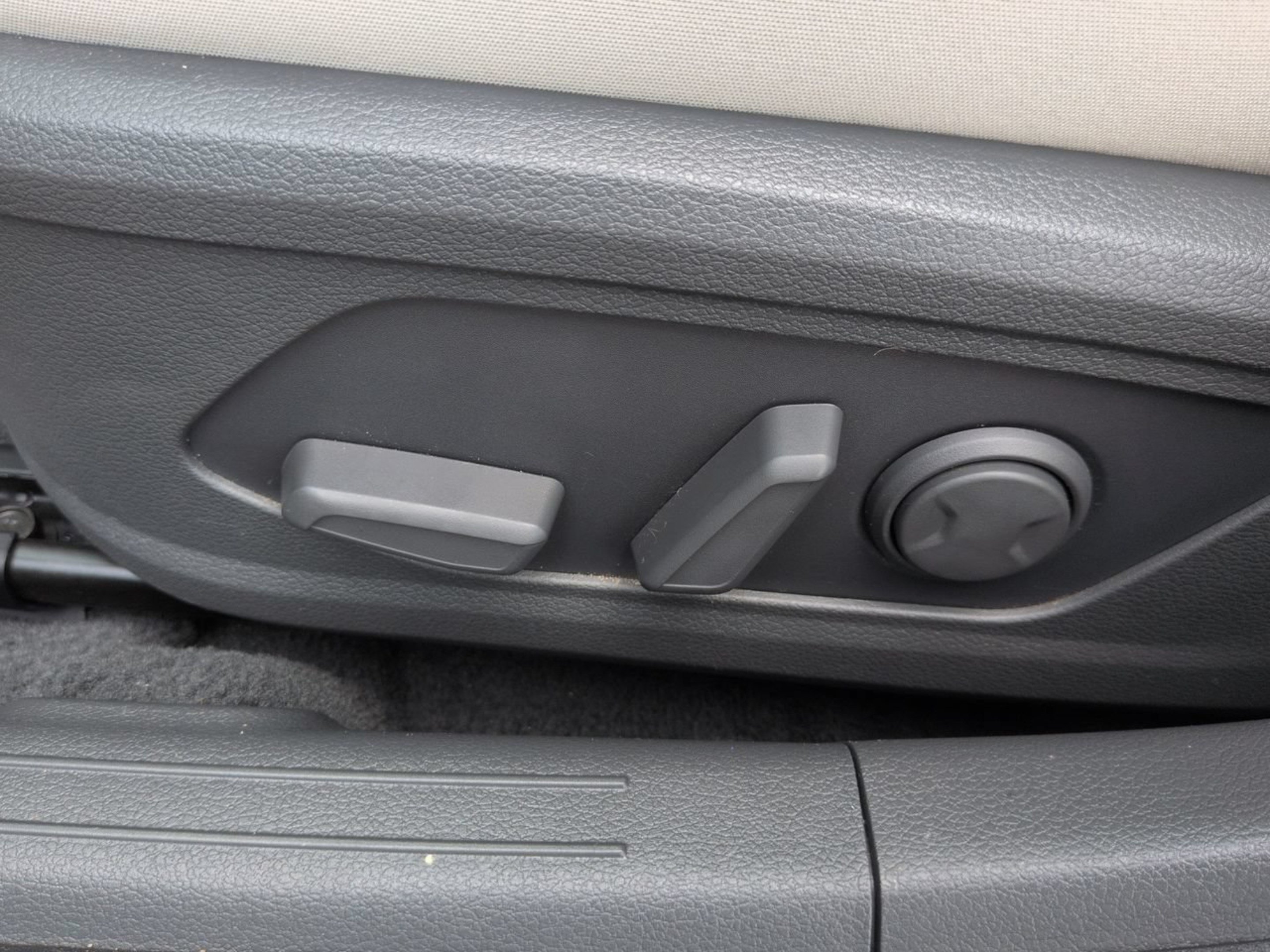 Used 2025 Hyundai Sonata SEL FWD image 23
