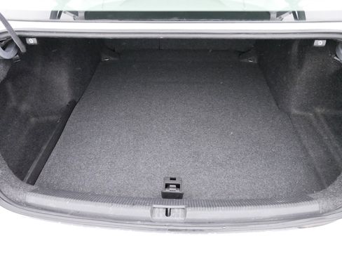 Used 2017 Volkswagen Passat 1.8T SE image 18