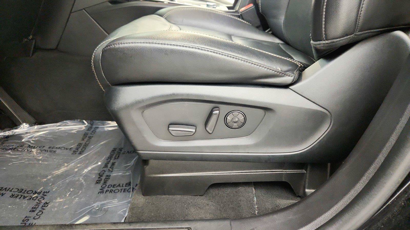 Used 2022 Ford Explorer ST w/ Equipment Group 401A AWD/4WD image 18