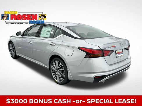 New 2025 Nissan Altima 2.5 SL image 3