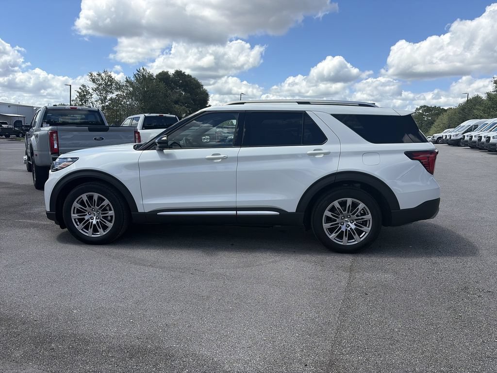 New 2026 Ford Explorer Platinum RWD image 4