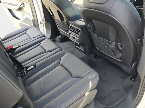 New 2026 Audi Q7 2.0T Premium image 11