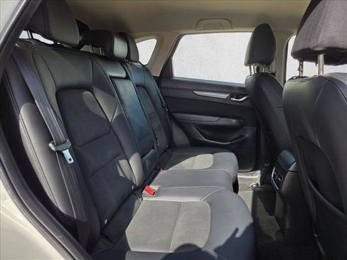 Used 2021 MAZDA CX-5 Touring FWD image 18