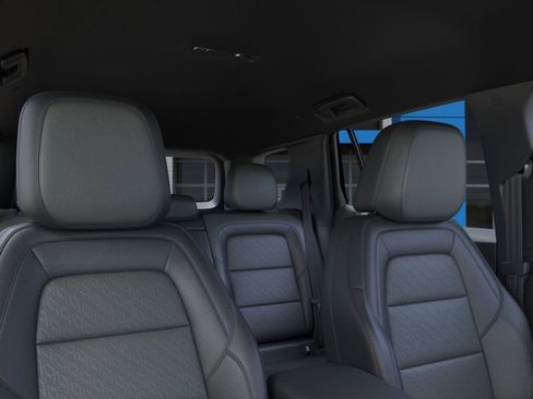 New 2026 Chevrolet Equinox LT w/ Convenience Package II image 24