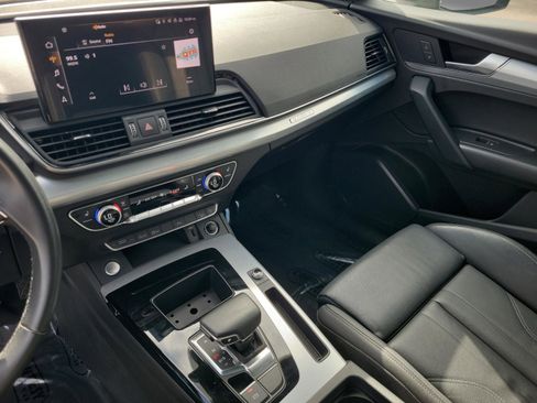 Used 2025 Audi Q5 2.0T Premium image 26