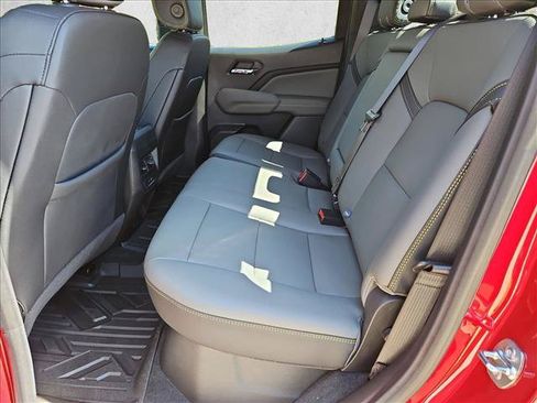 Used 2025 Chevrolet Colorado ZR2 AWD/4WD image 19