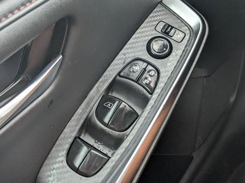 Used 2022 Nissan Sentra SR FWD image 10