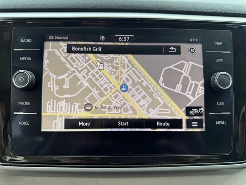 Used 2021 Volkswagen Atlas SEL Premium image 25