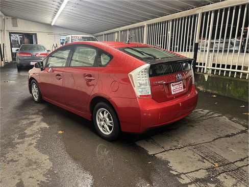 Used 2010 Toyota Prius Two image 3