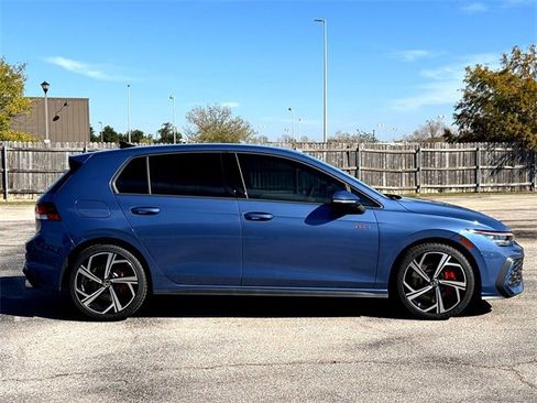 New 2026 Volkswagen GTI SE image 9