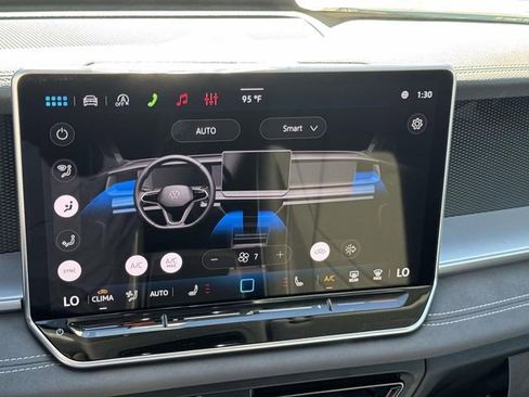 New 2026 Volkswagen Tiguan SE image 21