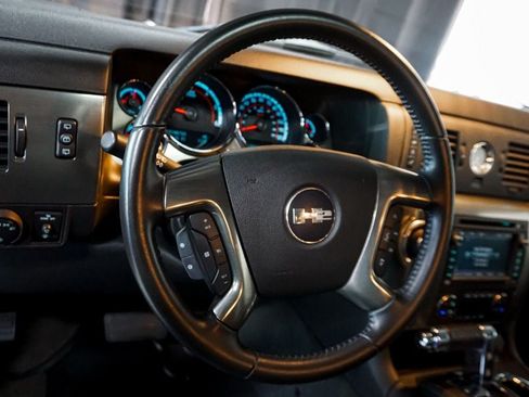 Used 2009 HUMMER H2 Luxury AWD/4WD image 41