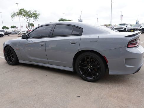 Used 2022 Dodge Charger Scat Pack image 4