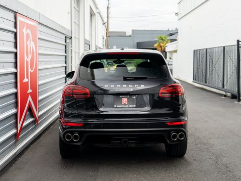 Used 2015 Porsche Cayenne S AWD/4WD image 43