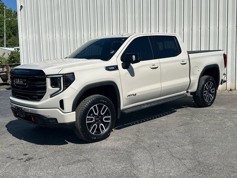 Used 2026 GMC Sierra 1500 AT4 w/ AT4 Premium Package AWD/4WD image 2