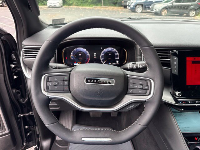 Used 2025 Jeep Wagoneer 4WD w/ Premium Group I image 22