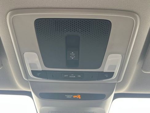 New 2026 Honda HR-V EX-L image 35