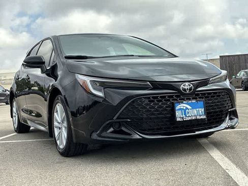 Used 2026 Toyota Corolla SE FWD image 10