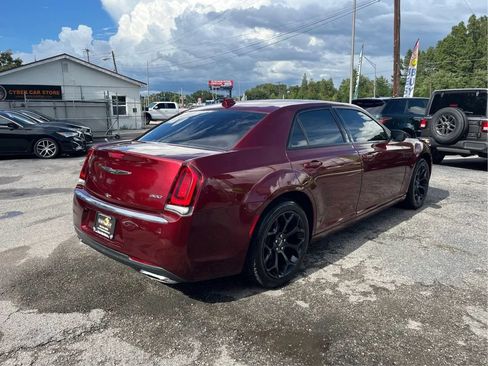 Used 2019 Chrysler 300 Touring w/ Sport Appearance Package RWD image 5