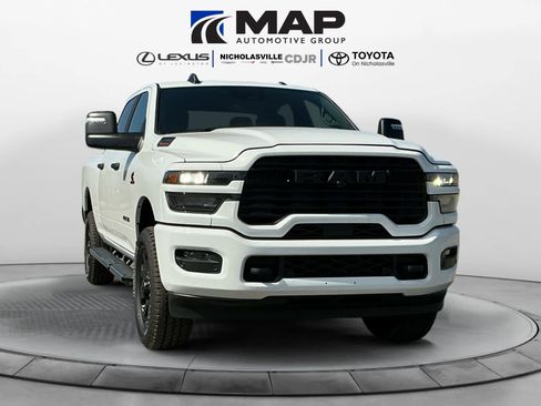 New 2026 RAM 2500 Big Horn AWD/4WD image 7