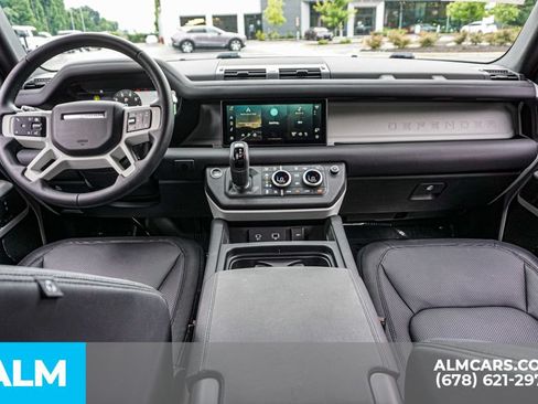 Used 2024 Land Rover Defender 110 X-Dynamic SE AWD/4WD image 25