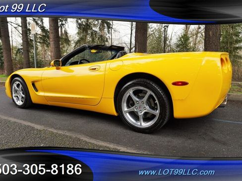 Used 2001 Chevrolet Corvette Convertible w/ Preferred Equipment Group2 RWD image 11