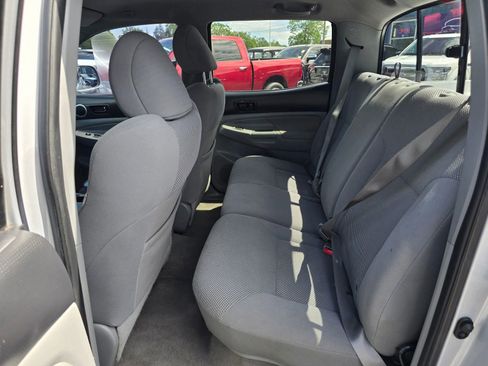 Used 2011 Toyota Tacoma PreRunner w/ TRD Sport Pkg RWD image 19