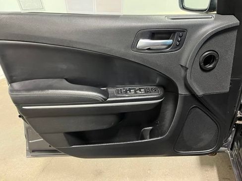 Used 2021 Dodge Charger SXT w/ Leather Interior Group RWD image 39
