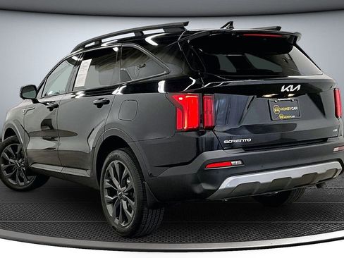 Used 2023 Kia Sorento SX Prestige AWD/4WD image 4
