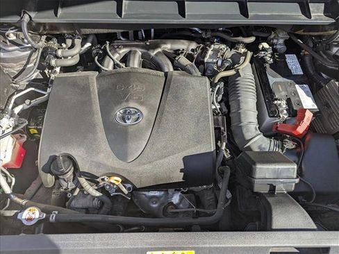 Used 2021 Toyota Highlander XSE image 25