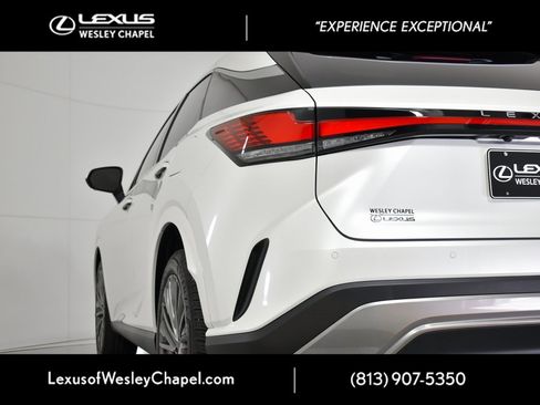Used 2024 Lexus RX 350 image 9
