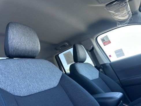 New 2026 Ford Maverick XLT image 16