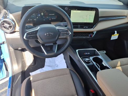 New 2026 Chevrolet Equinox ACTIV w/ Convenience Package III image 15