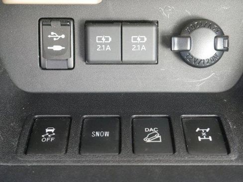 Used 2019 Toyota Highlander Limited Platinum image 24