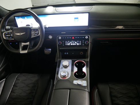 Certified 2025 Genesis GV80 3.5T e-SC AWD/4WD image 10