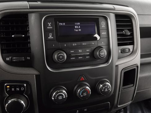 Used 2017 RAM 1500 ST w/ SXT Appearance Group image 17